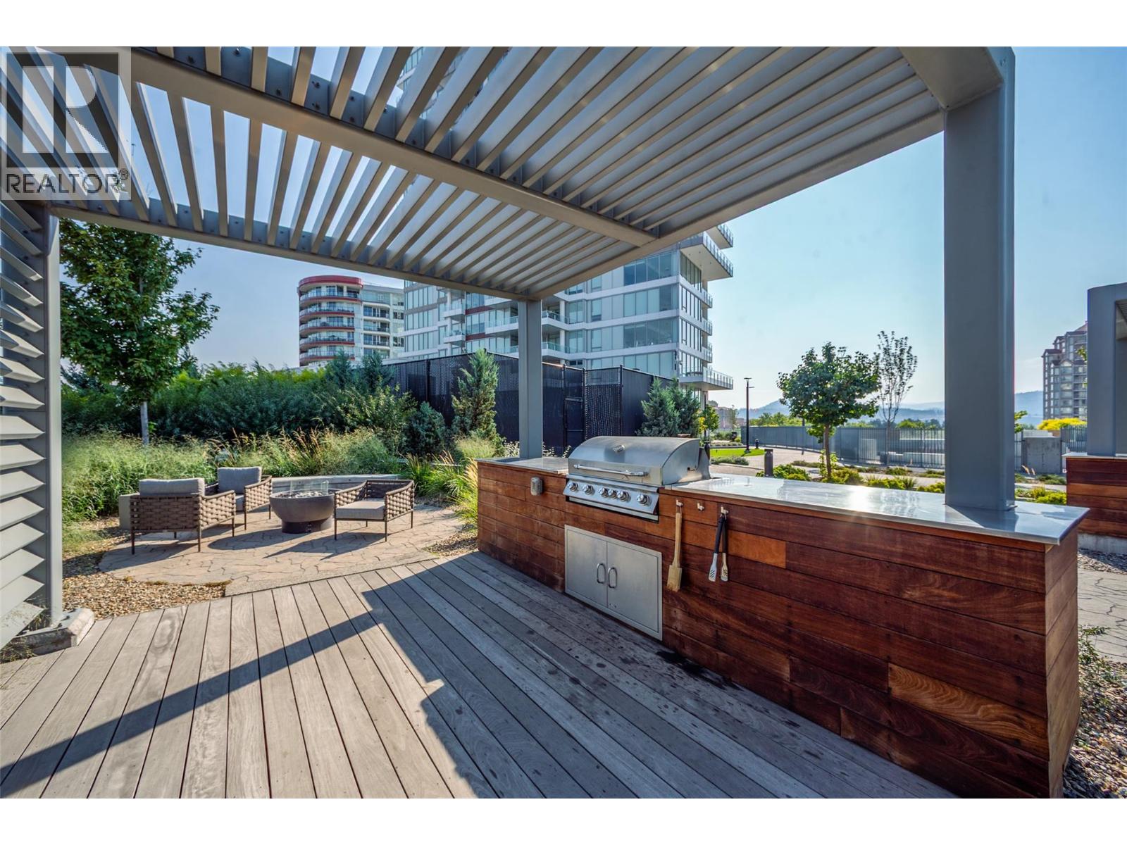 3006 1191 Sunset Drive, Kelowna