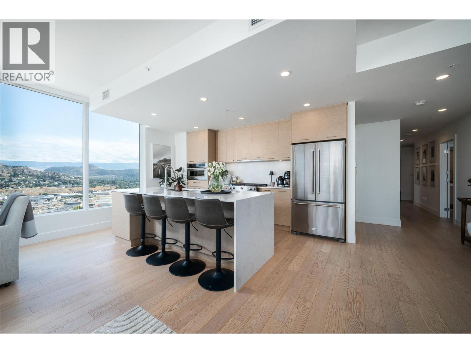 3006 1191 Sunset Drive, Kelowna