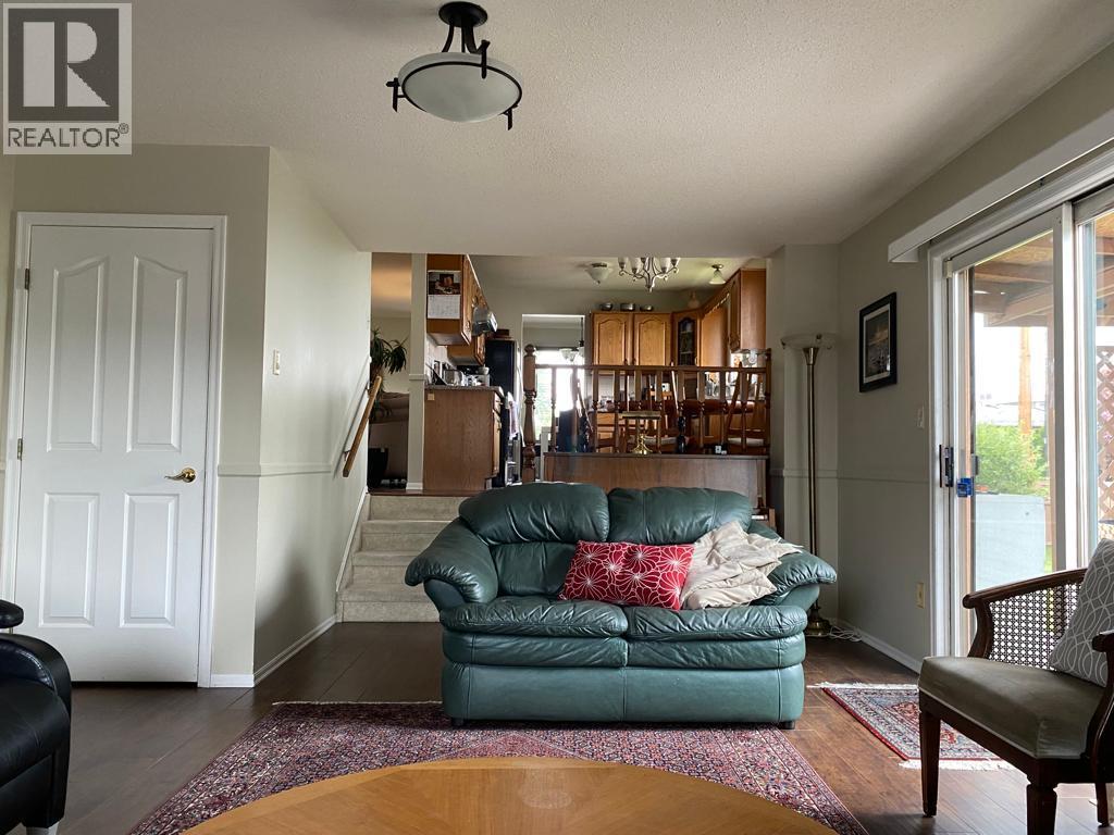  3343 Gordon Drive, Kelowna