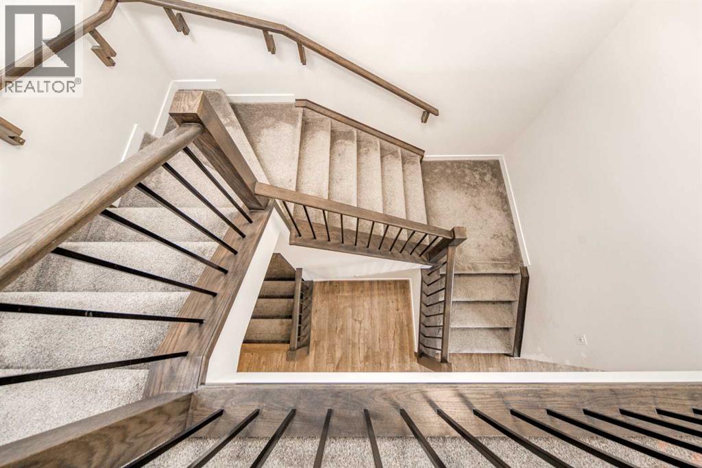 Single Family House for Sale in  Calhoun Hill NE Livingston Calgary 