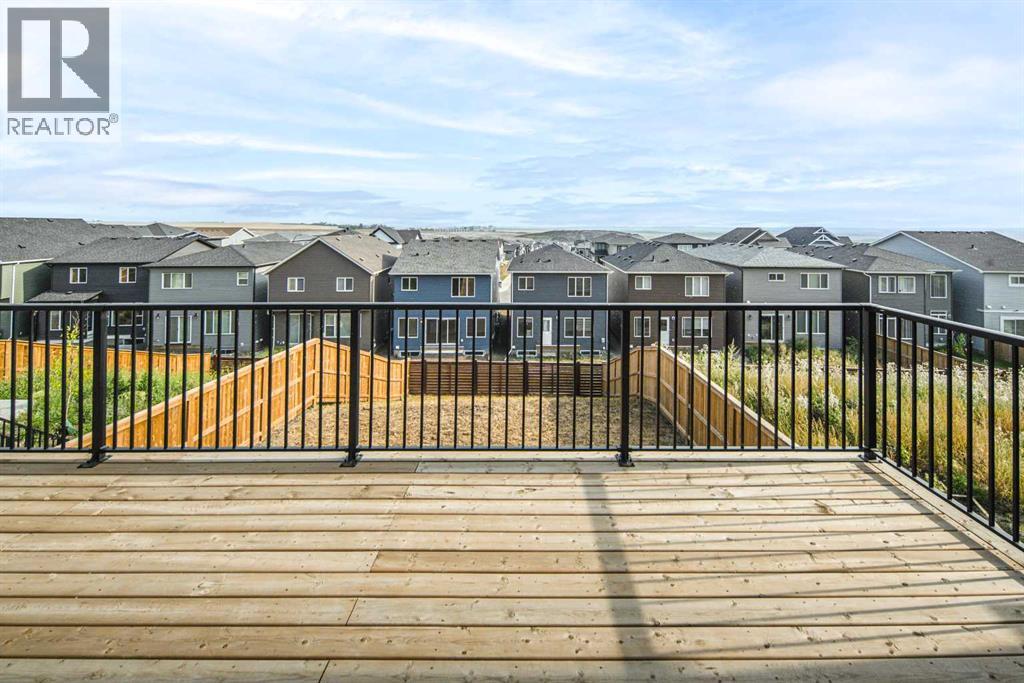 Single Family House for Sale in  Calhoun Hill NE Livingston Calgary 
