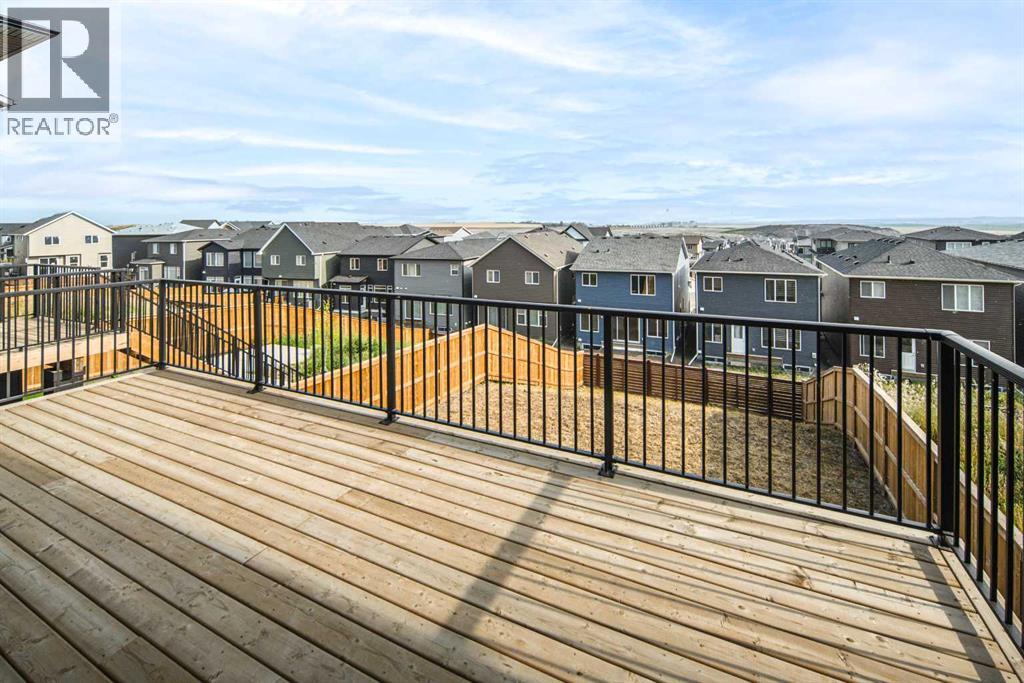 Single Family House for Sale in  Calhoun Hill NE Livingston Calgary 