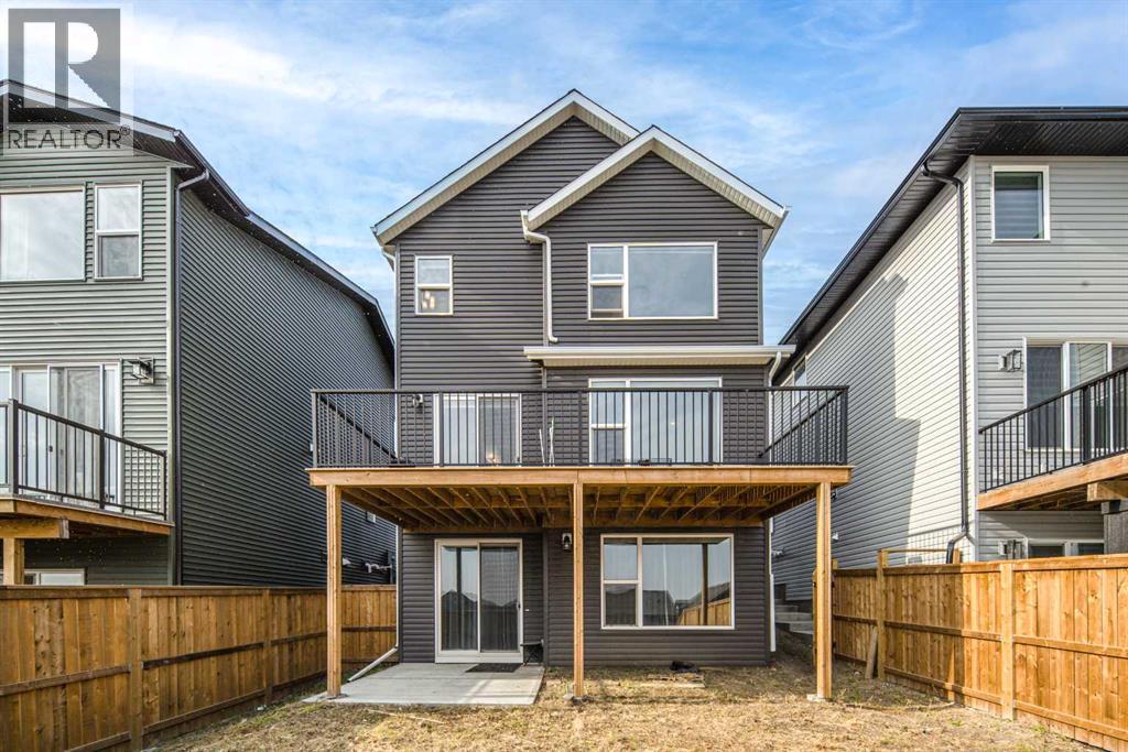 Single Family House for Sale in  Calhoun Hill NE Livingston Calgary 