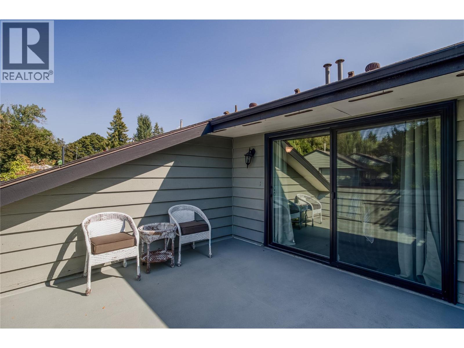 151 1050 Springfield Road, Kelowna