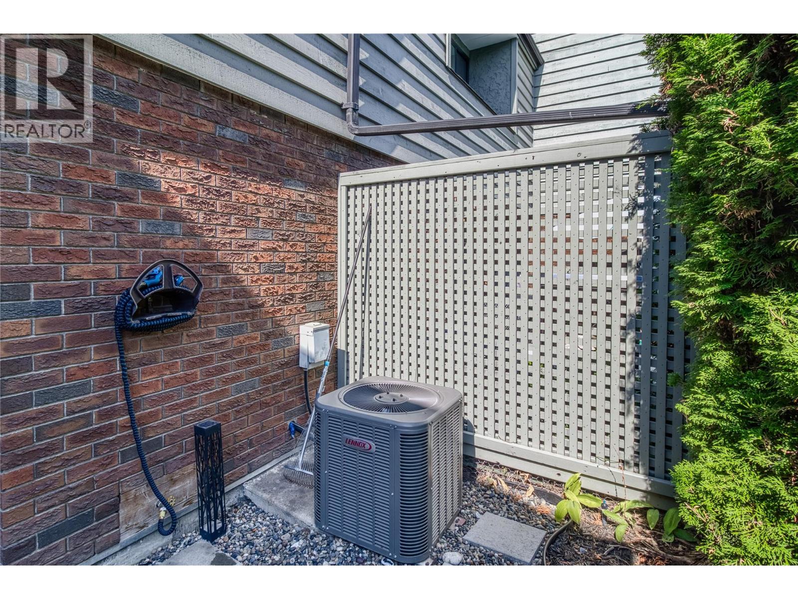 151 1050 Springfield Road, Kelowna