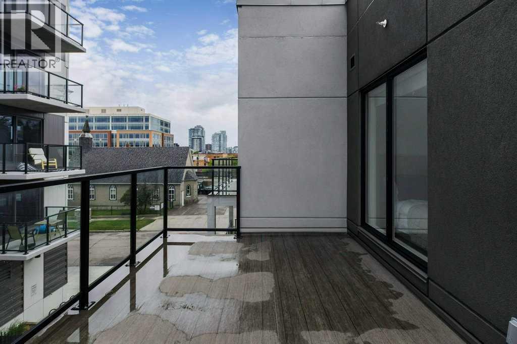 Single Family House for Sale in    Avenue NE Crescent Heights Calgary 
