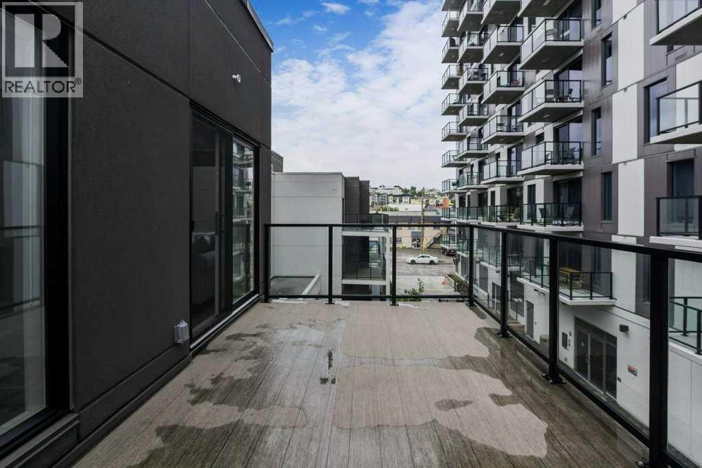 Single Family House for Sale in    Avenue NE Crescent Heights Calgary 