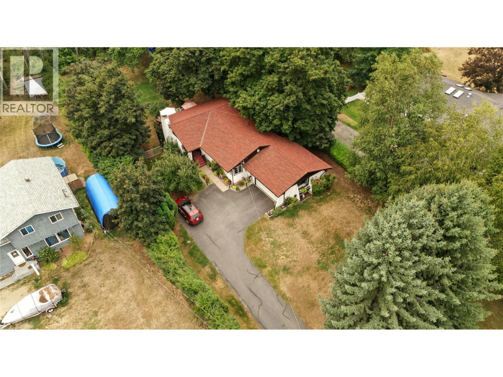 144 100th Street, Castlegar