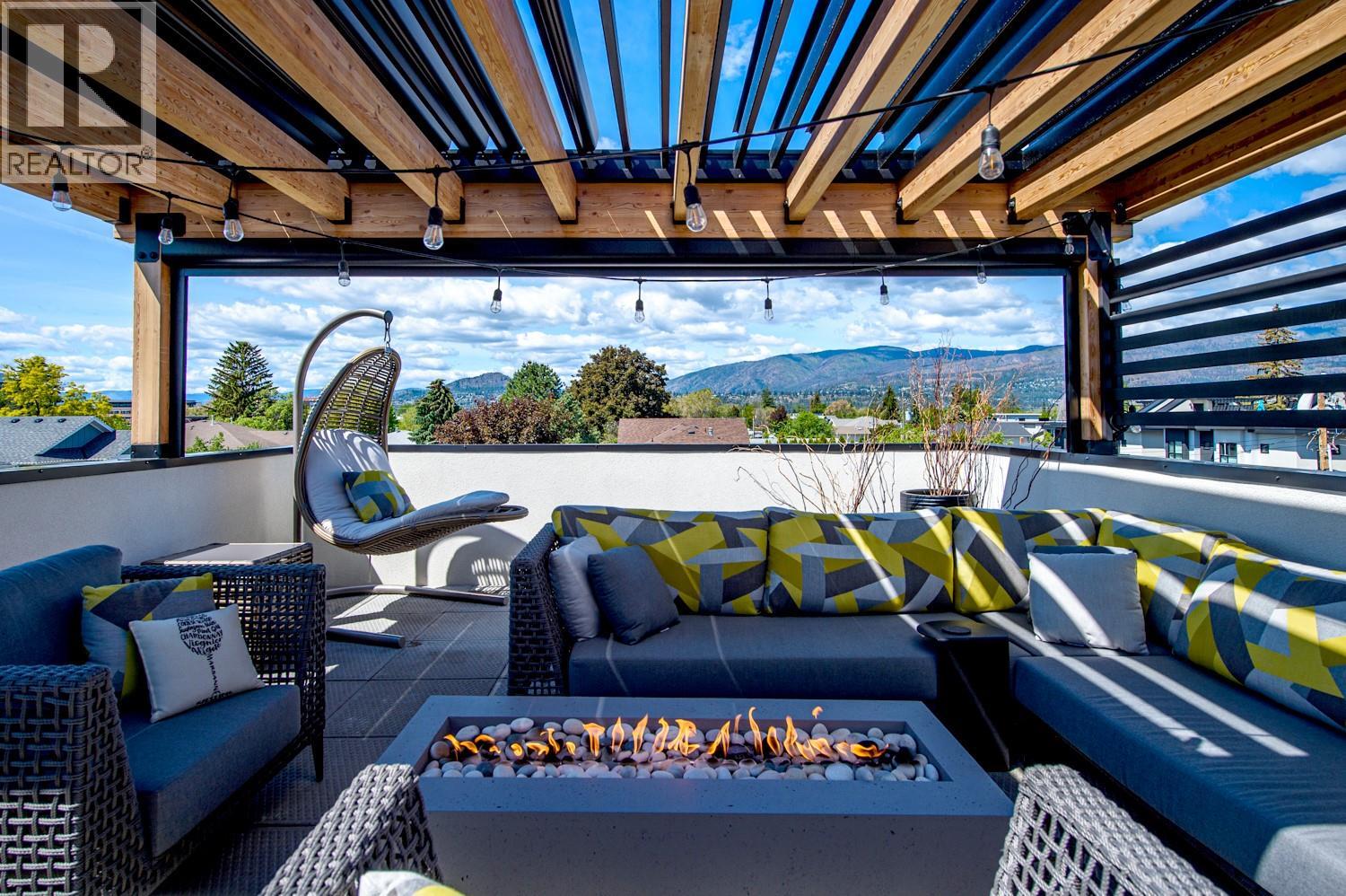 884 Patterson Avenue, Kelowna