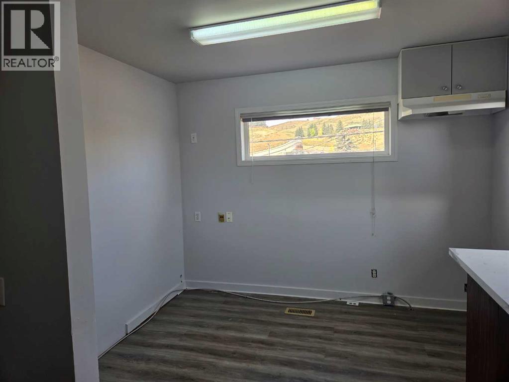 508 1 Street West, Cochrane