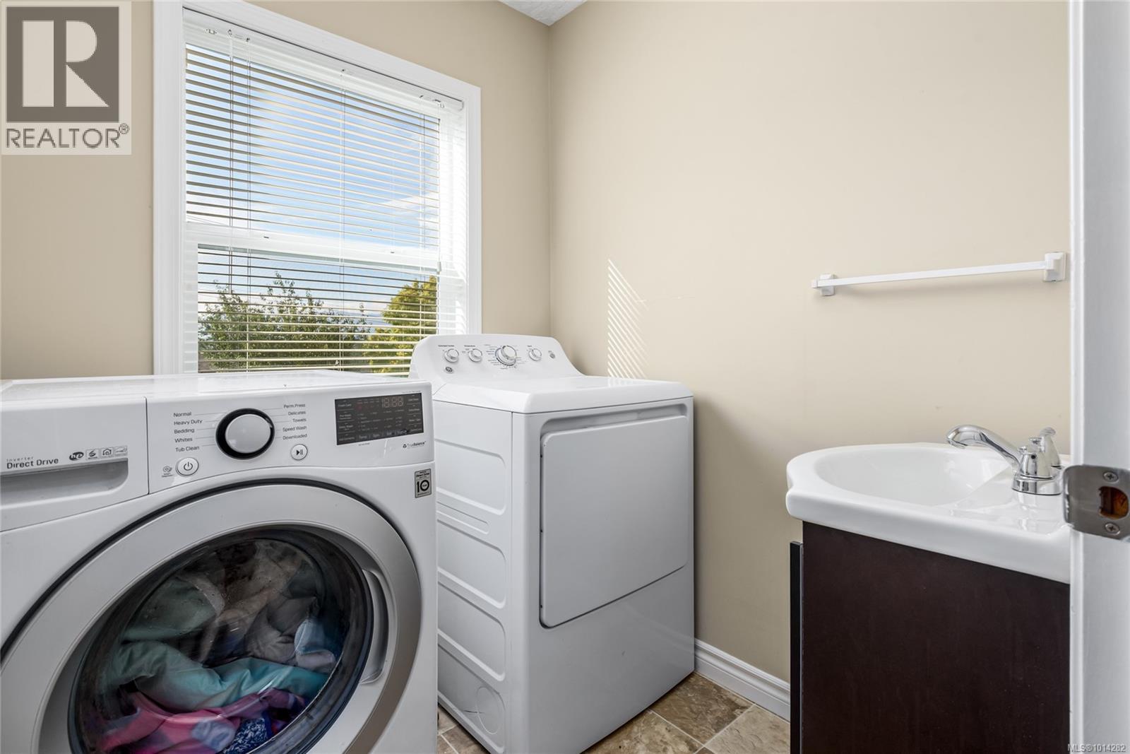 1416 Noel Ave, Comox