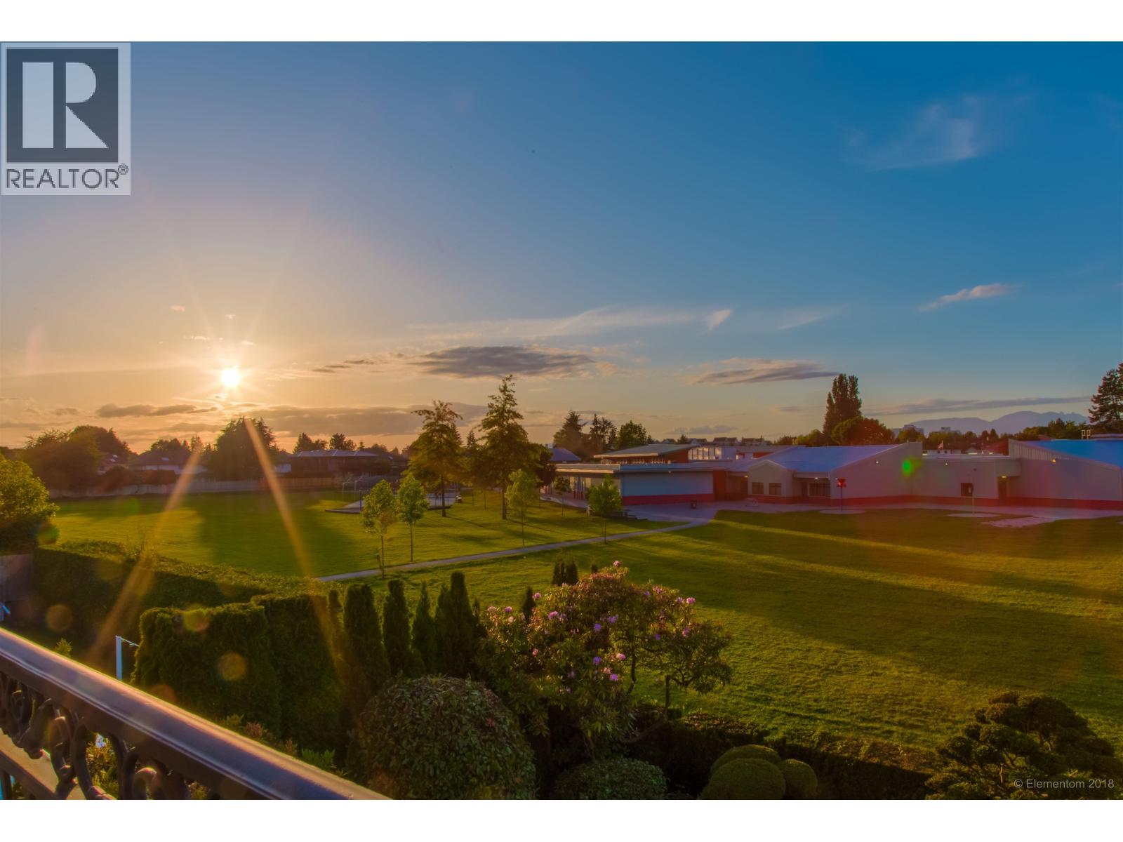 7531 SUNNYBANK Avenue, Richmond