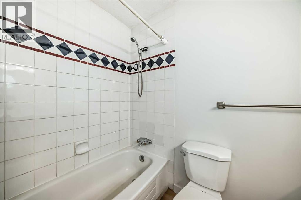 Single Family House for Sale in    Street NE Rundle Calgary 