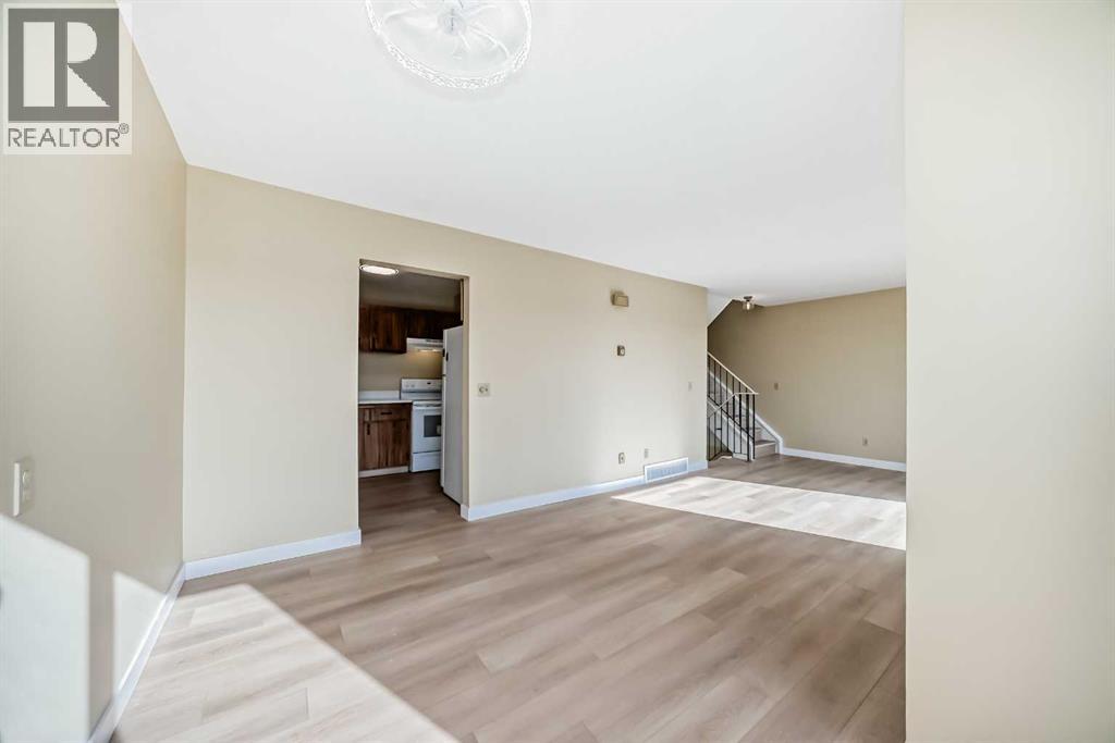 Single Family House for Sale in    Street NE Rundle Calgary 
