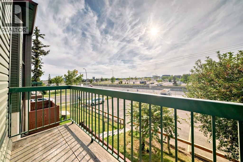 Single Family House for Sale in    Street NE Rundle Calgary 