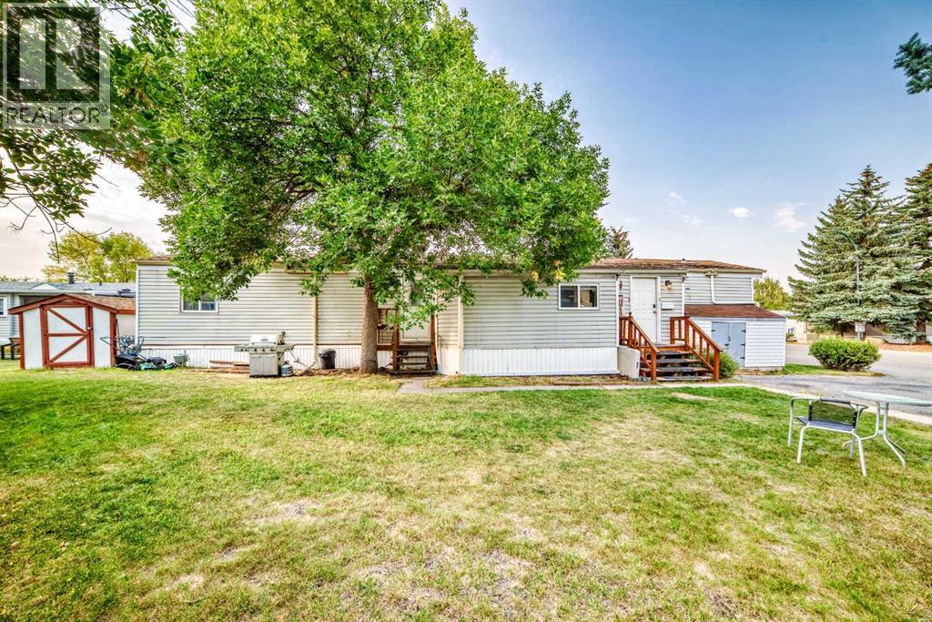 17 Burroughs Place NE, Calgary, Alberta
