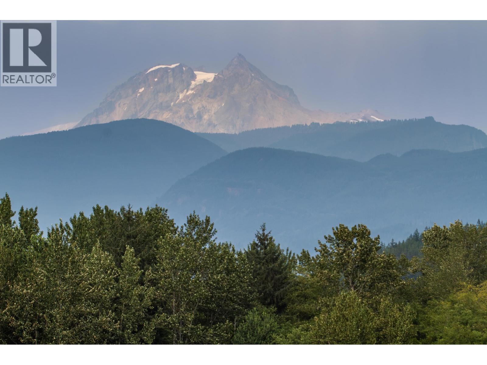 420 38362 BUCKLEY AVENUE, Squamish