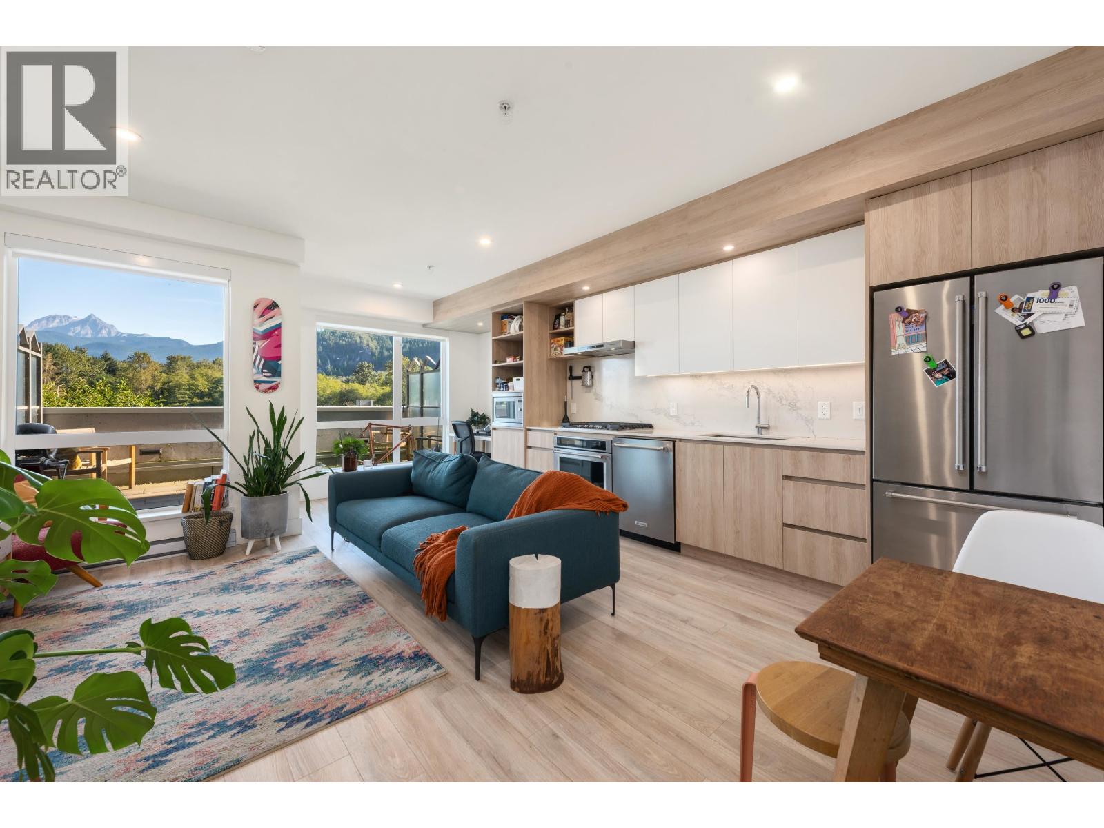 420 38362 BUCKLEY AVENUE, Squamish