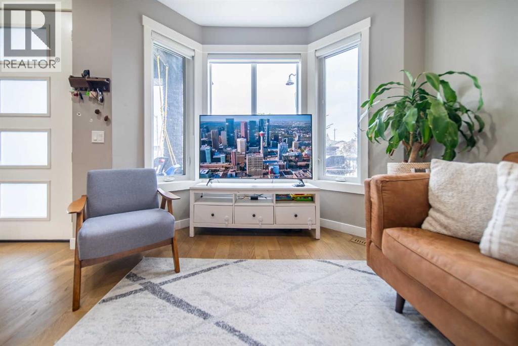 Single Family House for Sale in   Bowness Road NW Montgomery Calgary 