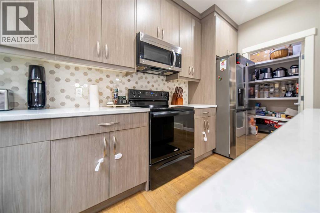 Single Family House for Sale in   Bowness Road NW Montgomery Calgary 