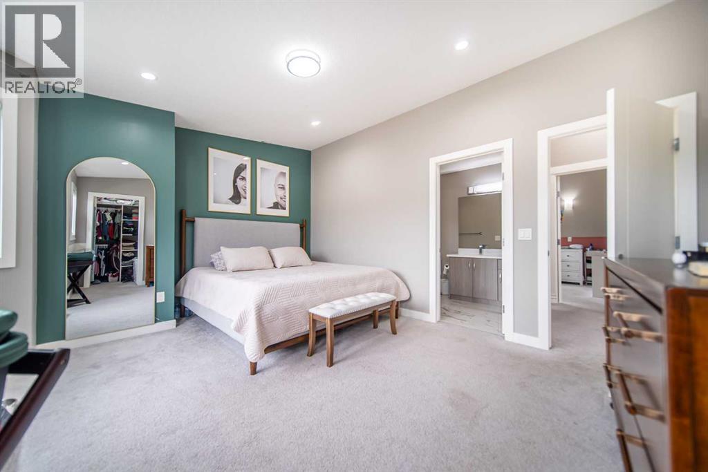 Single Family House for Sale in   Bowness Road NW Montgomery Calgary 