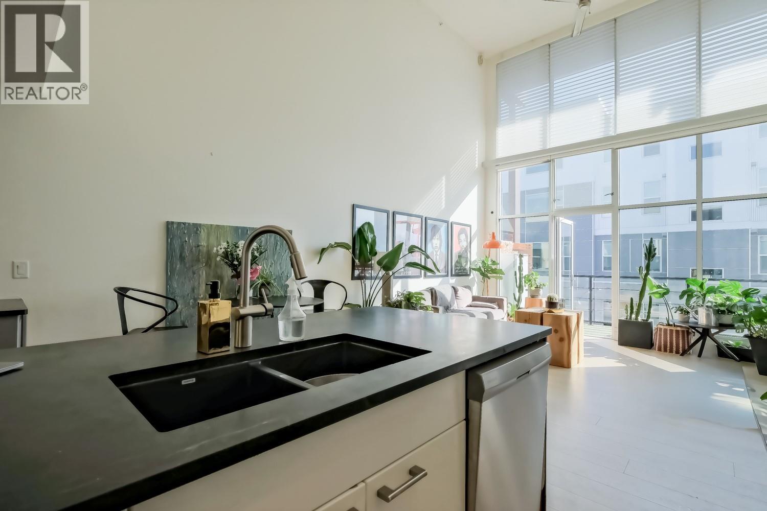 412 1289 Ellis Street, Kelowna