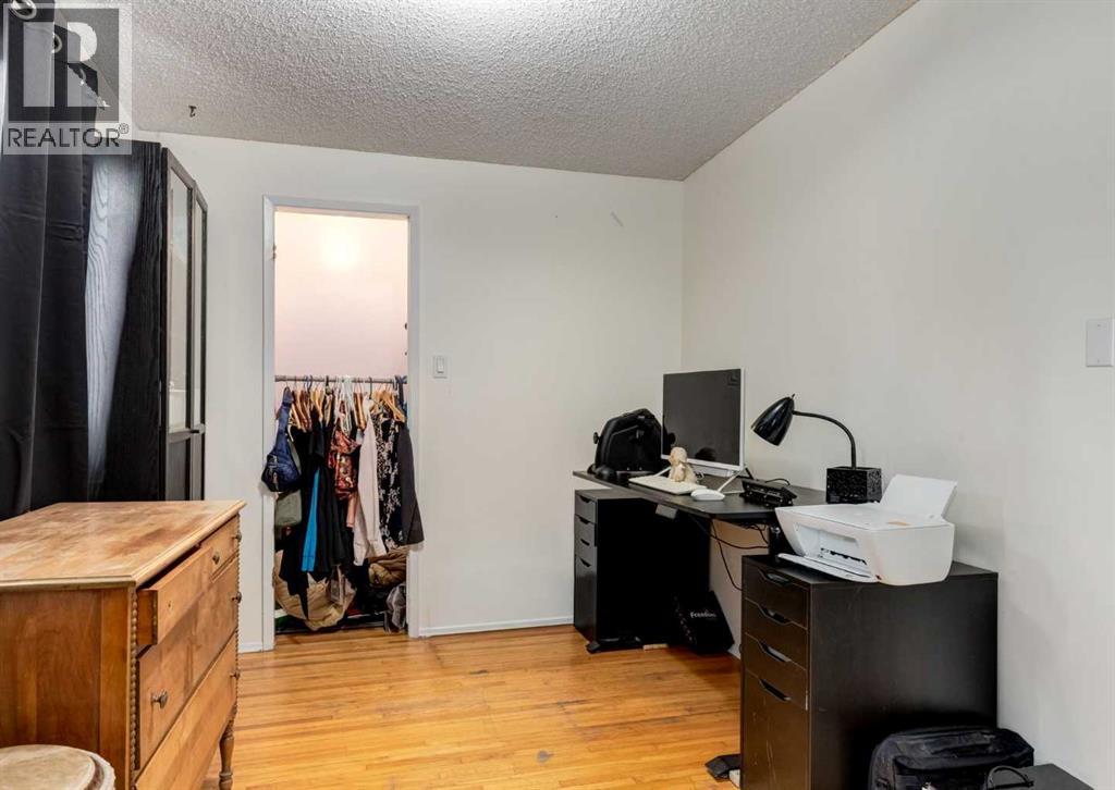 Multi-family House Bungalow for Sale in  Allandale Close SE Acadia Calgary 
