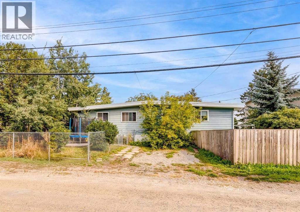 Multi-family House Bungalow for Sale in  Allandale Close SE Acadia Calgary 