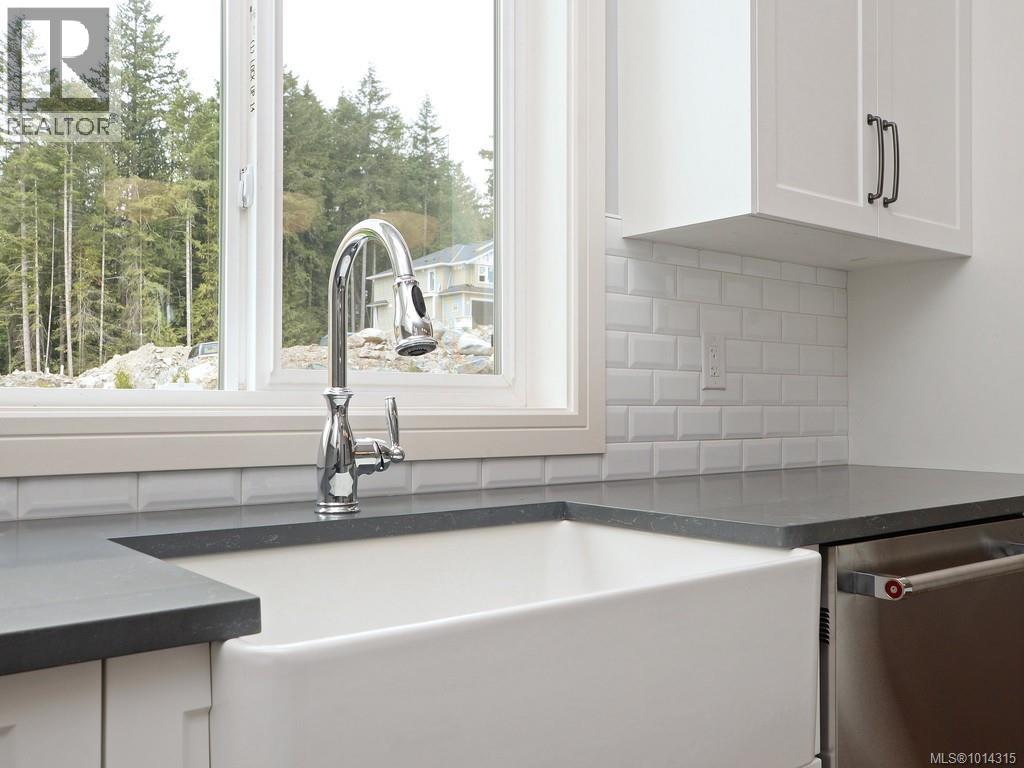 4595 BECKINGHAM Rd, Metchosin