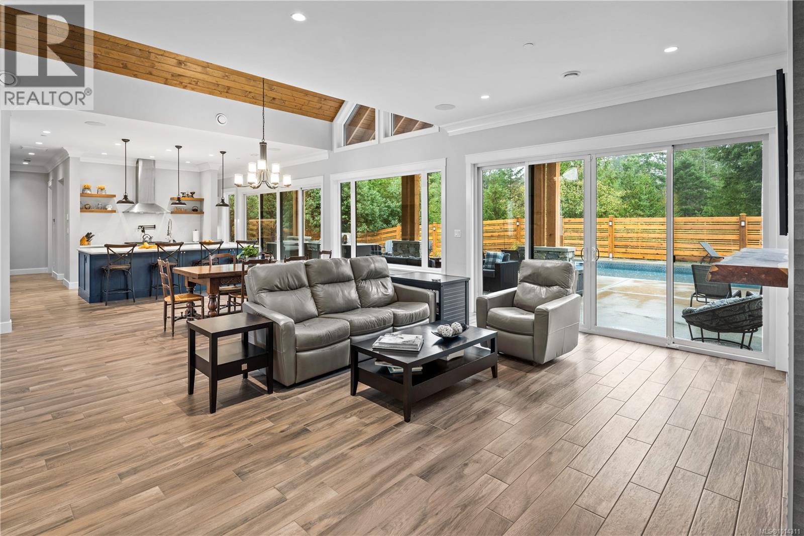 4572 BECKINGHAM Rd, Metchosin