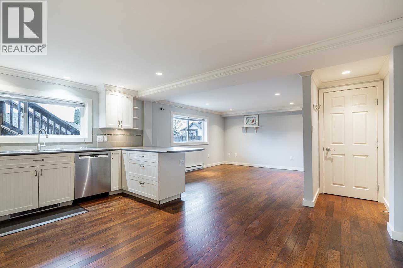 613 E 7TH STREET, North Vancouver