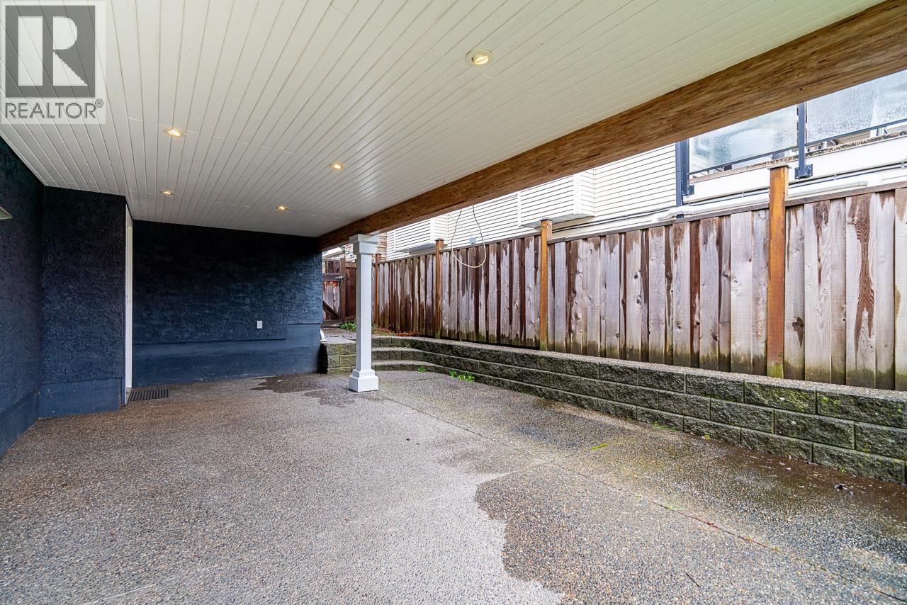 613 E 7TH STREET, North Vancouver