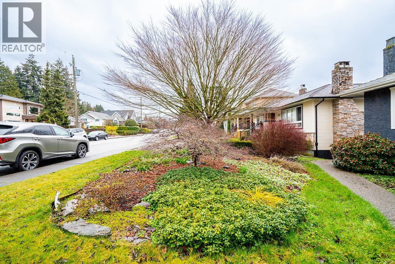 613 E 7TH STREET, North Vancouver