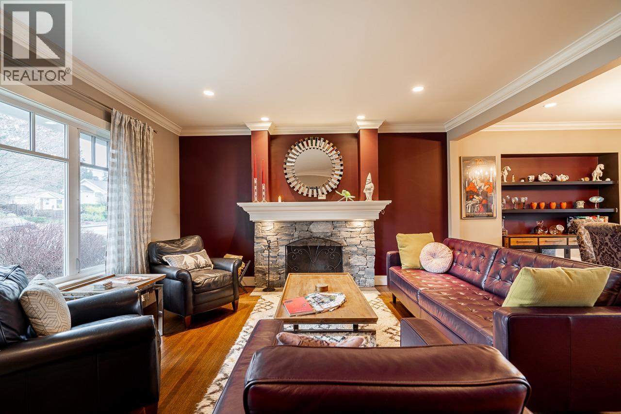 613 E 7TH STREET, North Vancouver