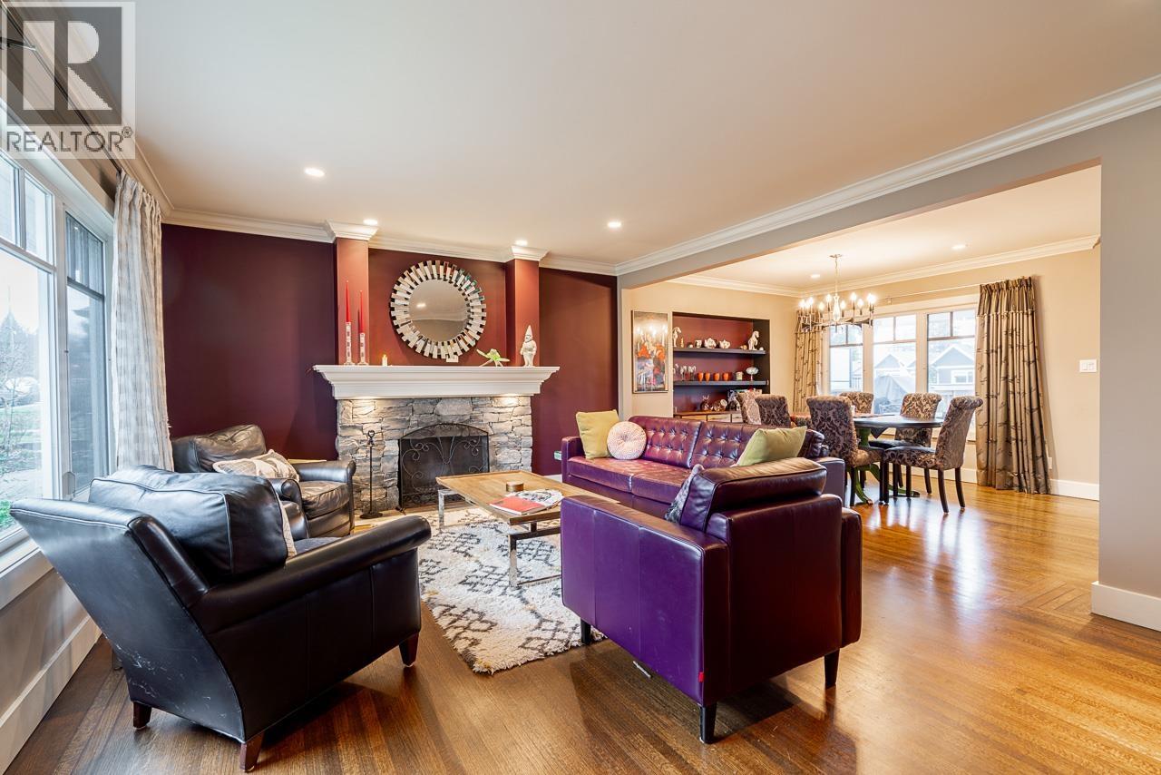 613 E 7TH STREET, North Vancouver