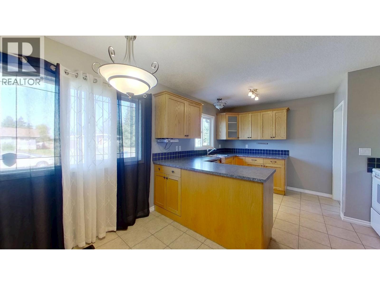 9407 112 AVENUE, Fort St. John