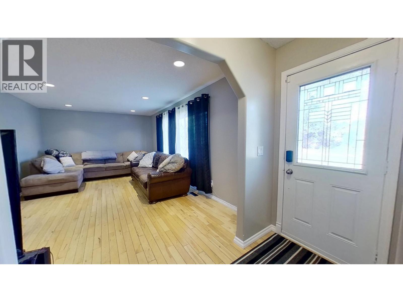 9407 112 AVENUE, Fort St. John