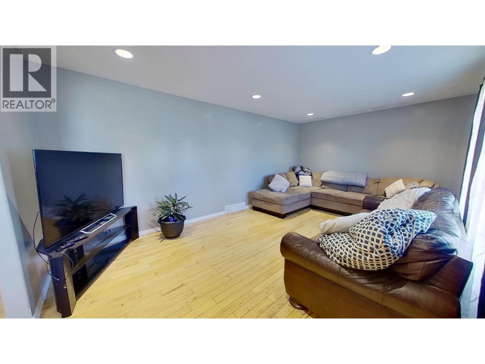 9407 112 AVENUE, Fort St. John