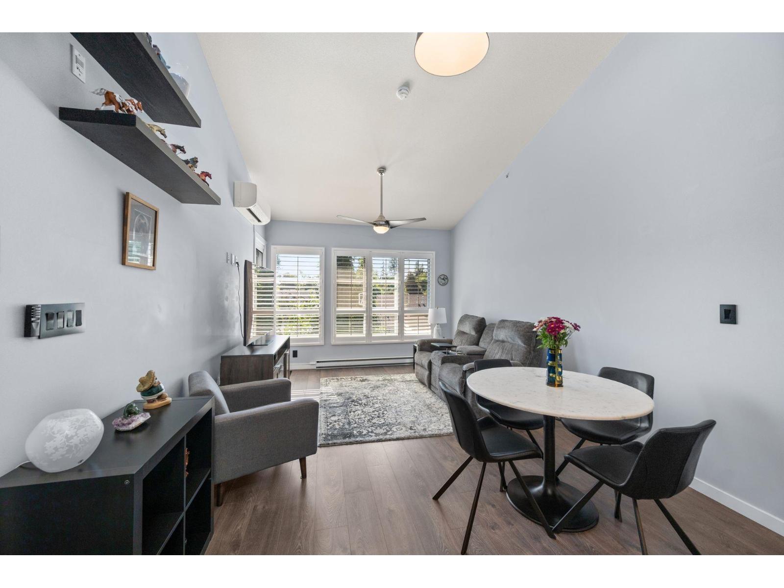 409 23215 BILLY BROWN ROAD, Langley