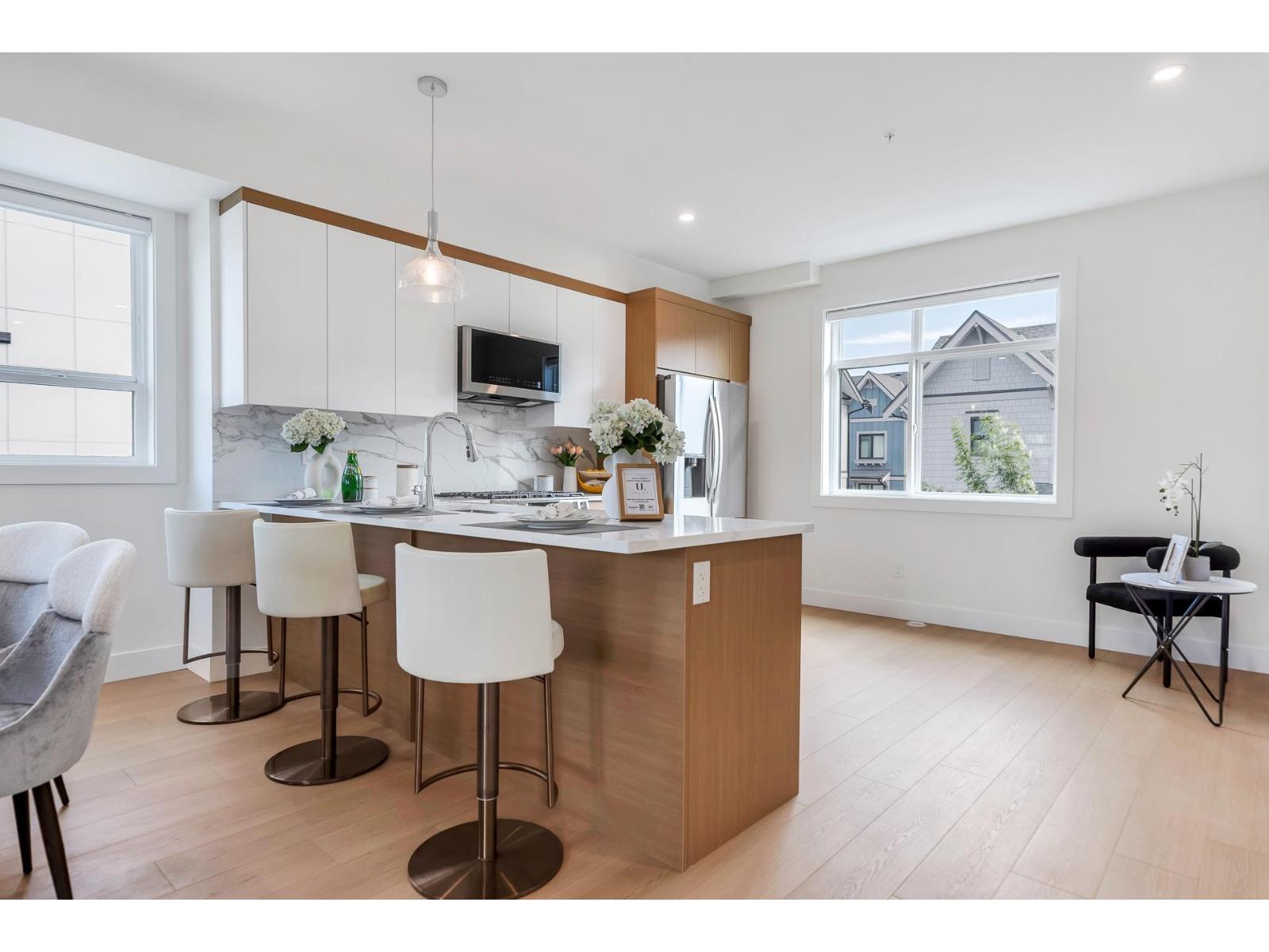 11 6983 204 STREET, Langley