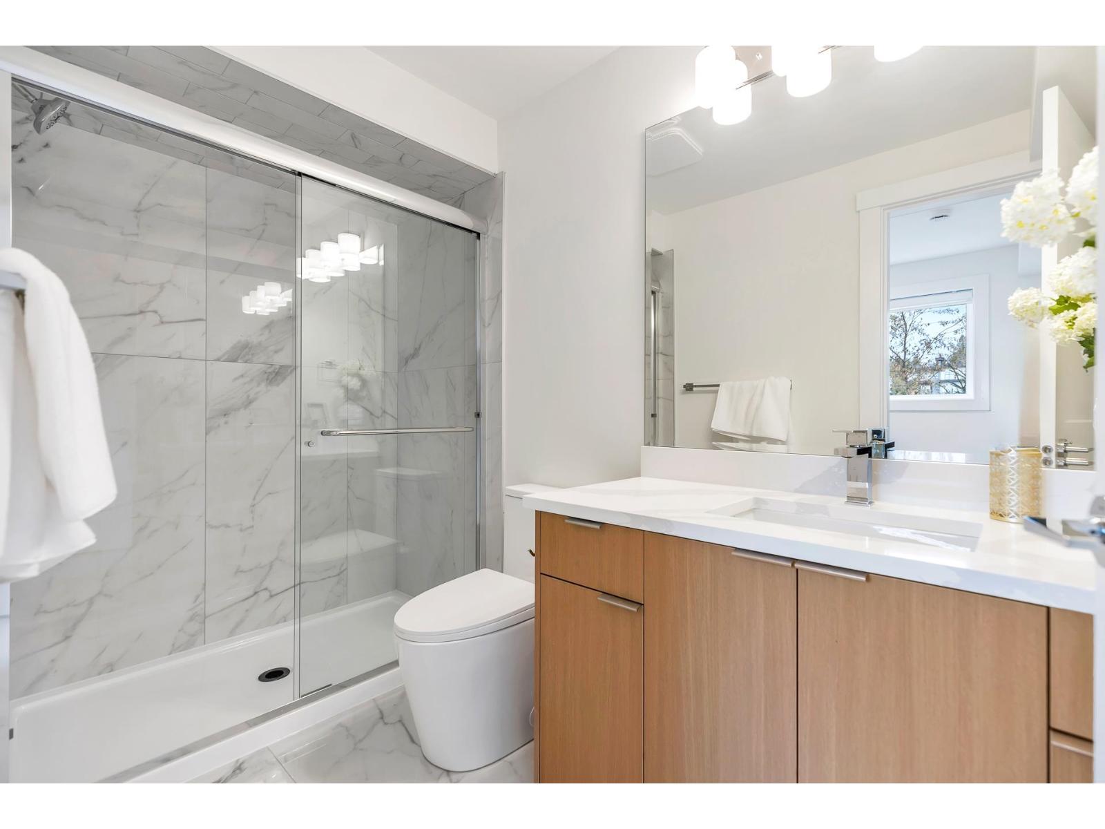 11 6983 204 STREET, Langley