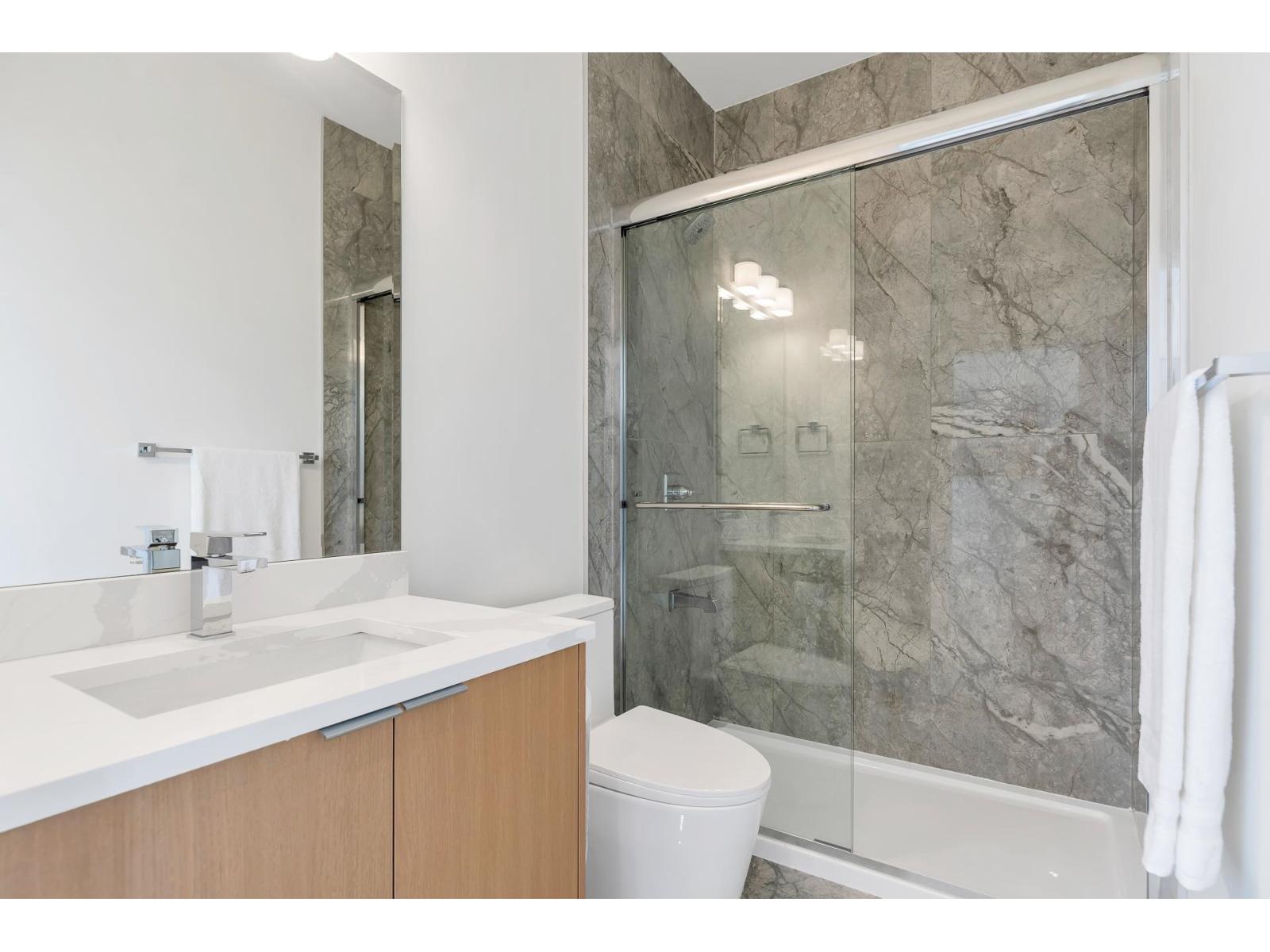 11 6983 204 STREET, Langley