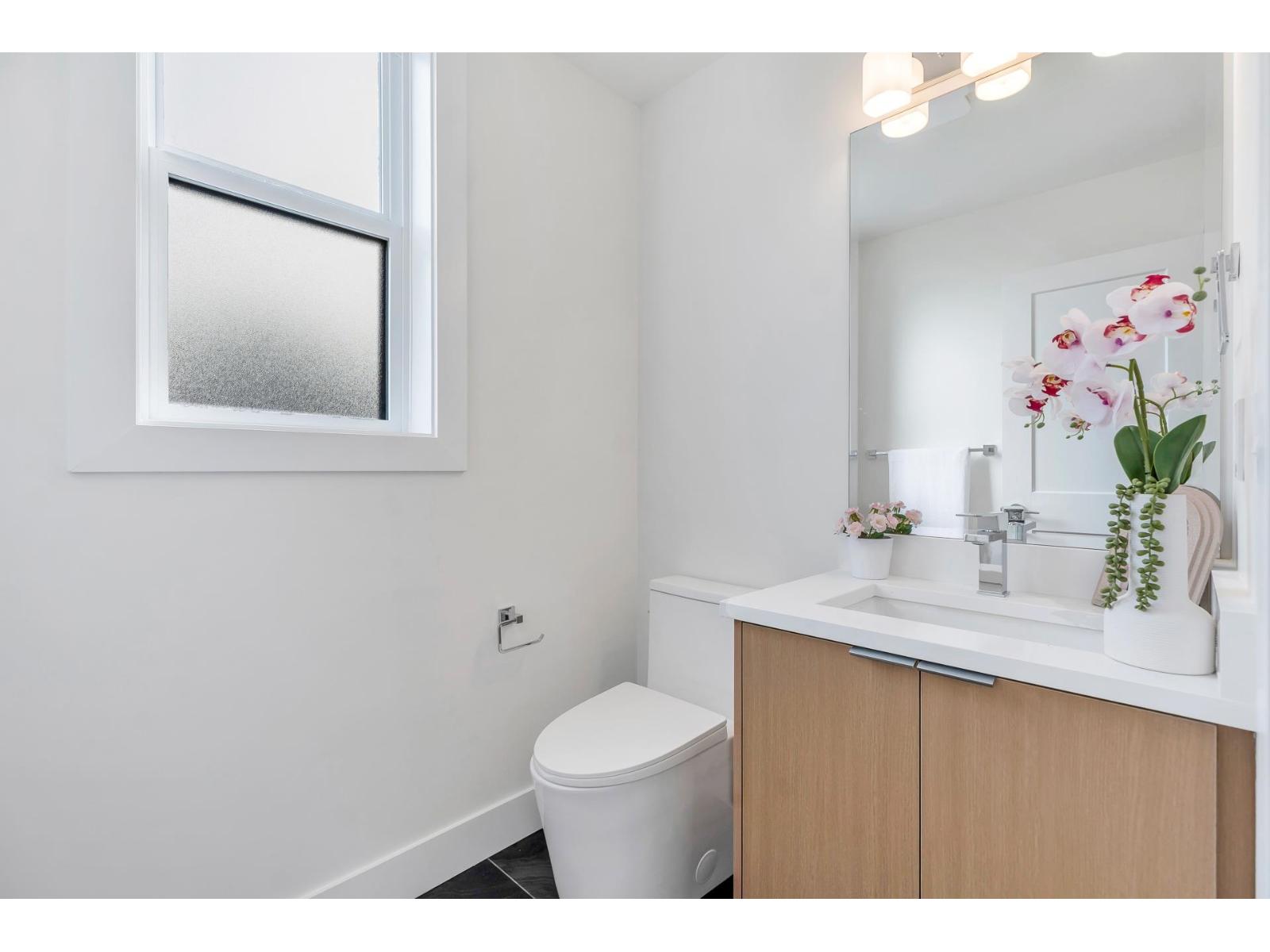 11 6983 204 STREET, Langley