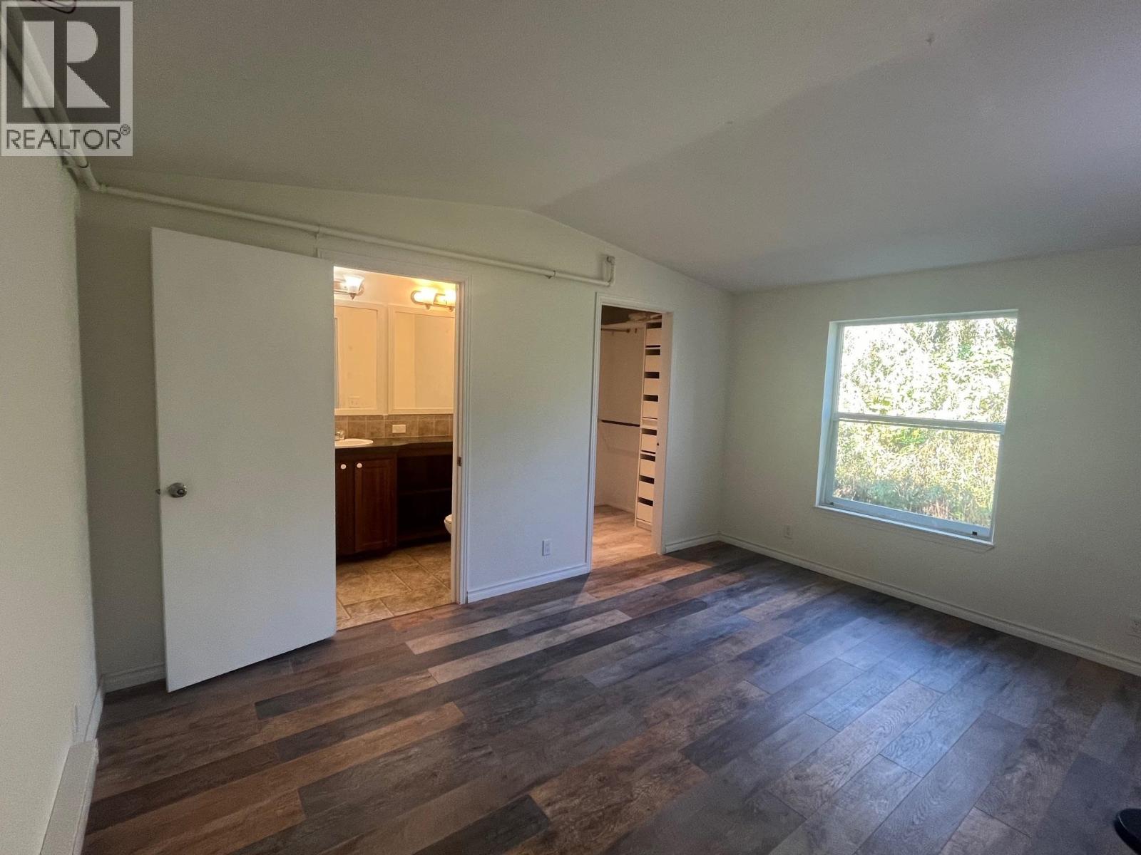 25511 DEWDNEY TRUNK ROAD, Maple Ridge