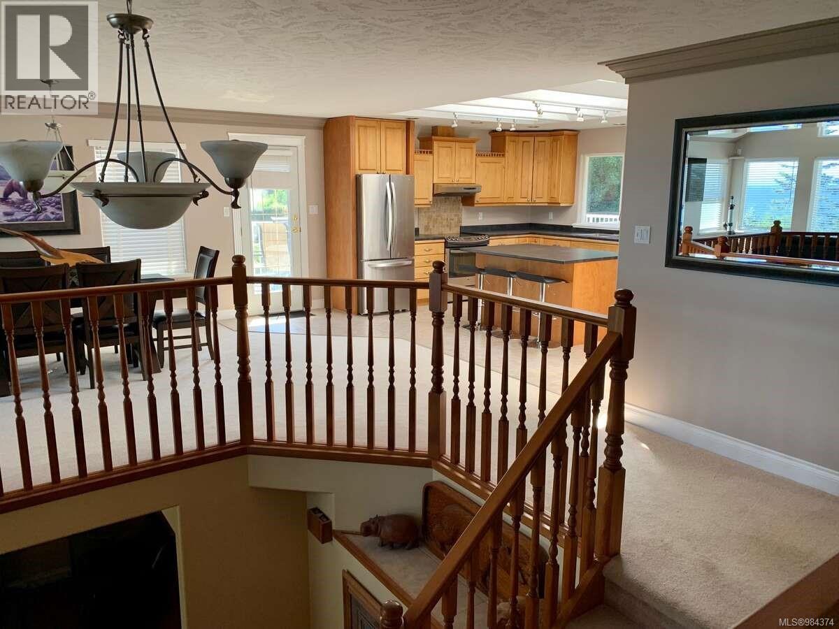 321 Wireless Rd, Comox