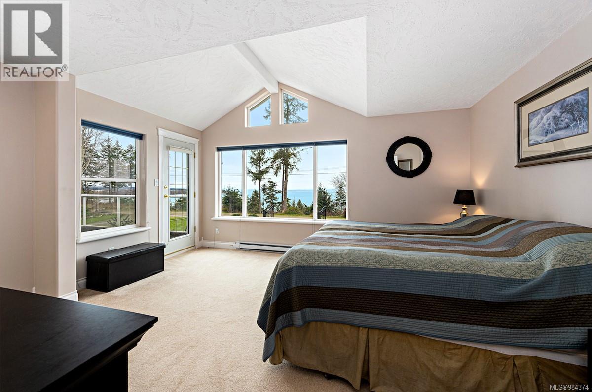 321 Wireless Rd, Comox