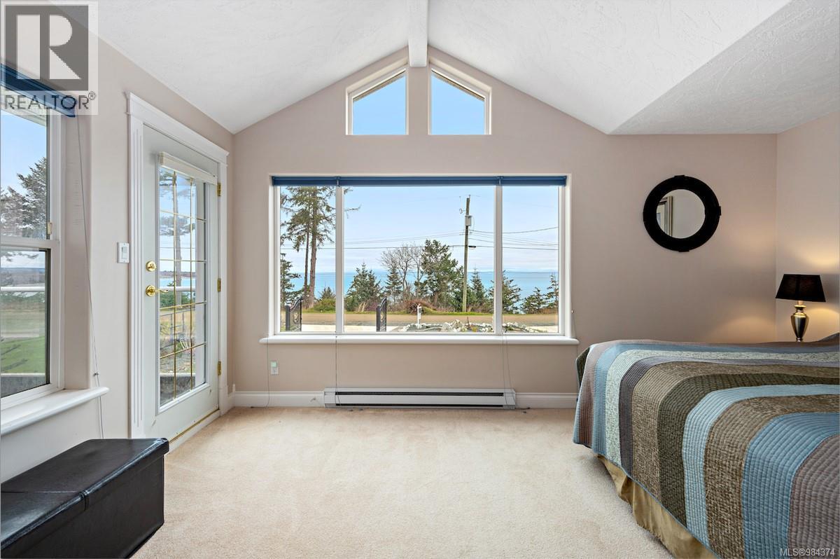 321 Wireless Rd, Comox