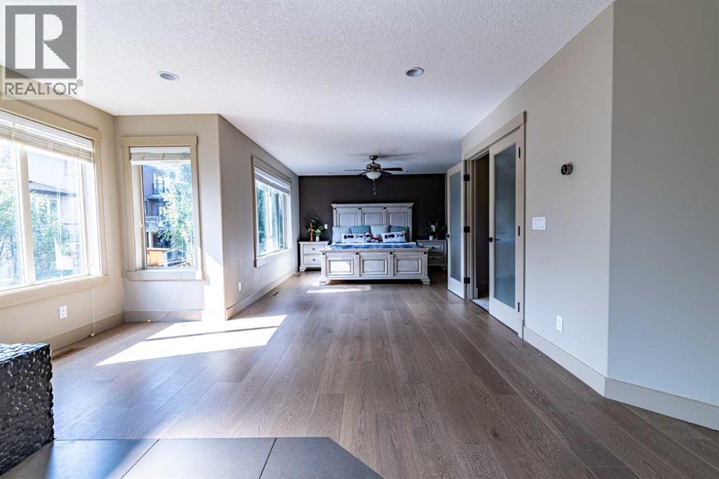 Single Family House for Sale in  Elmont Green SW Springbank Hill Calgary 