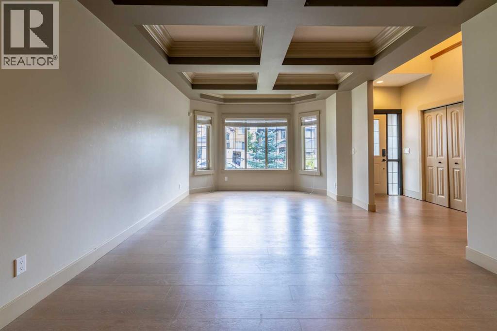 Single Family House for Sale in  Elmont Green SW Springbank Hill Calgary 
