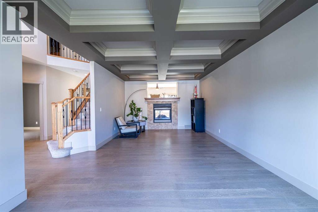 Single Family House for Sale in  Elmont Green SW Springbank Hill Calgary 
